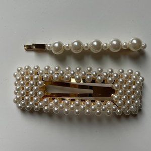 H&M set of 2 pearly hairclips
